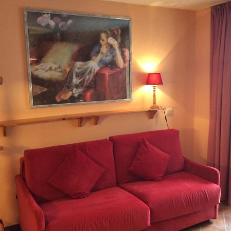 Residenze Sonnenschein Casa Rossa Aparthotel Niederdorf Buitenkant foto
