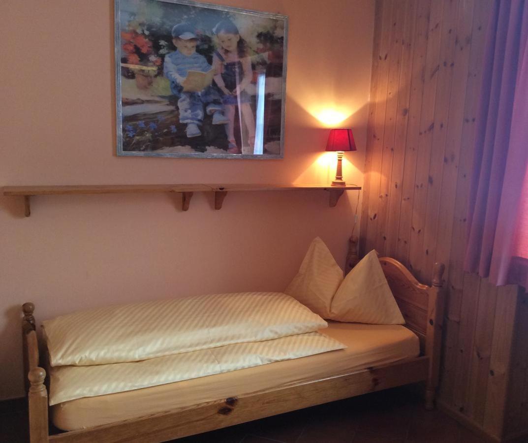 Residenze Sonnenschein Casa Rossa Aparthotel Niederdorf Buitenkant foto
