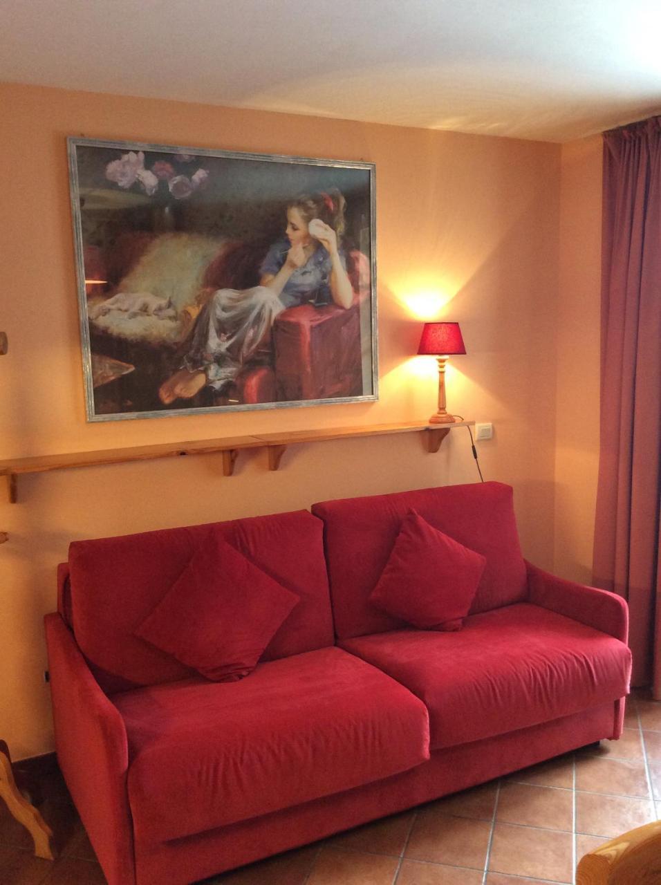 Residenze Sonnenschein Casa Rossa Aparthotel Niederdorf Buitenkant foto
