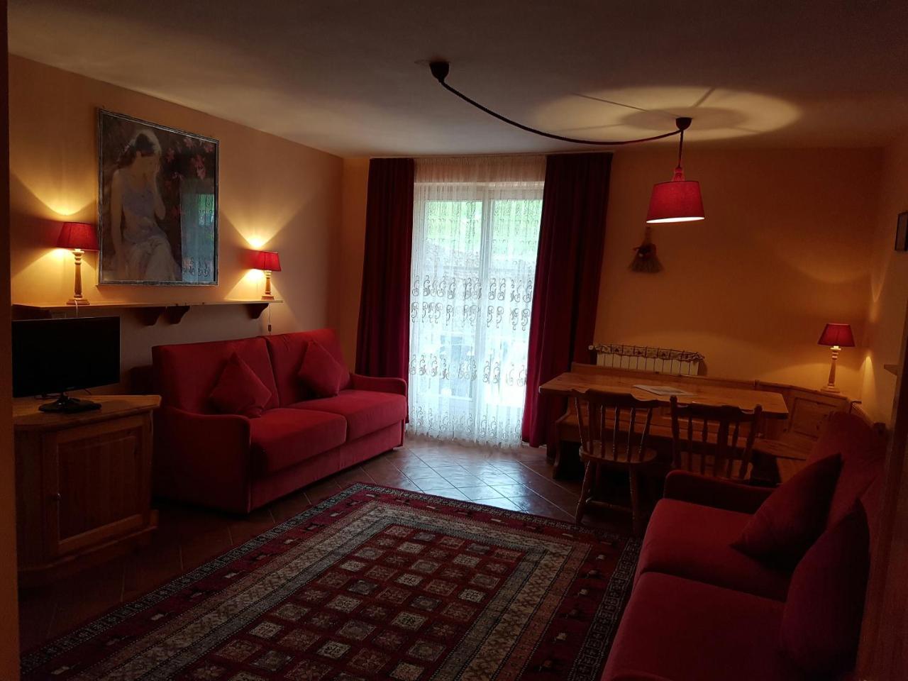 Residenze Sonnenschein Casa Rossa Aparthotel Niederdorf Buitenkant foto