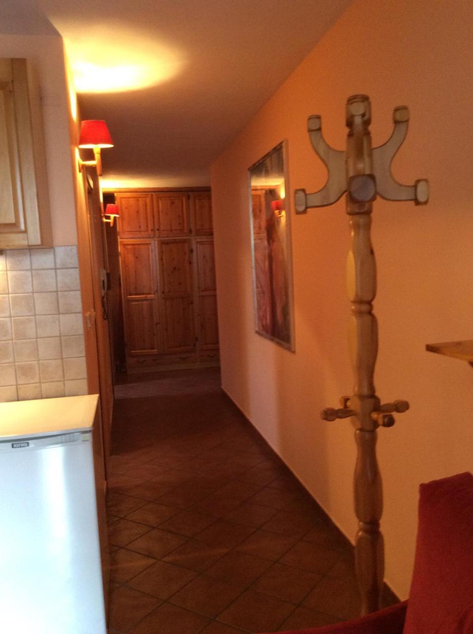 Residenze Sonnenschein Casa Rossa Aparthotel Niederdorf Buitenkant foto