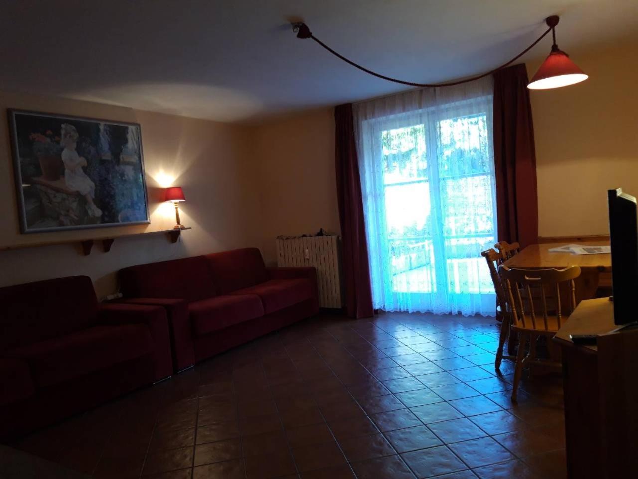 Residenze Sonnenschein Casa Rossa Aparthotel Niederdorf Buitenkant foto