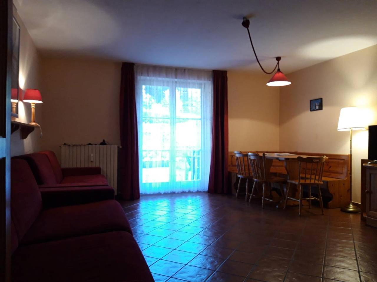Residenze Sonnenschein Casa Rossa Aparthotel Niederdorf Buitenkant foto